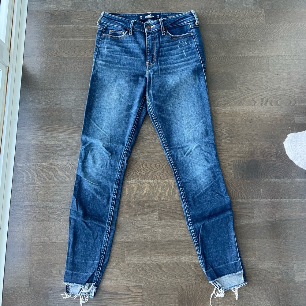 Hollister Women's Dark Blue Skinny Jeans